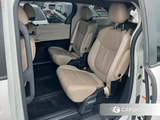 Toyota Sienna 4th Generation id 4992421 из Кореи 8