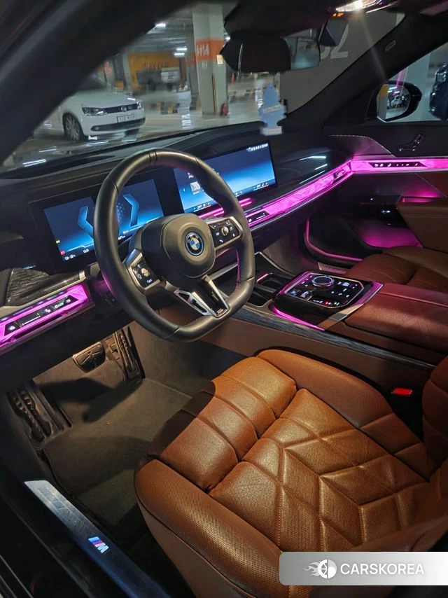 BMW i7 (G70) 2024 Черный из Кореи, фото 6
