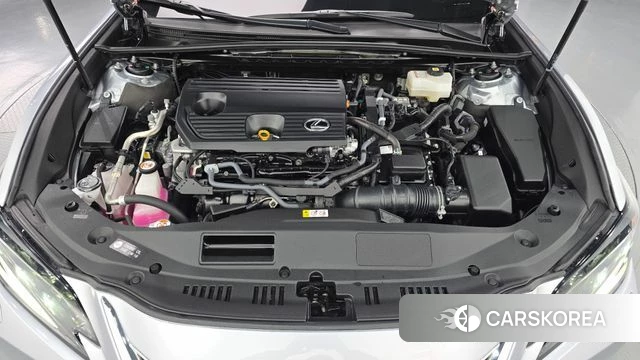 Lexus ES300h 7th generation id 5045982 из Кореи 34