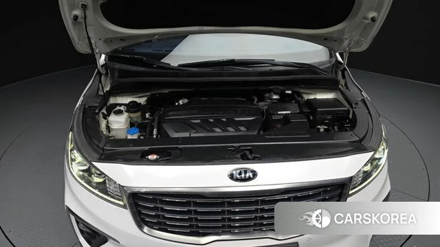 Kia The New Carnival id 4998309 из Кореи 29