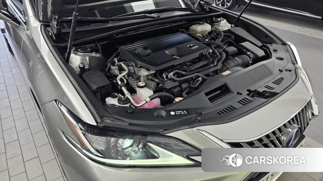 Lexus ES300h 7th generation id 4922810 из Кореи 31
