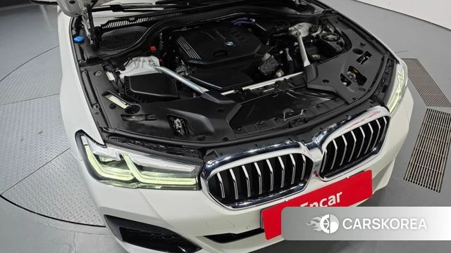 BMW 5 Series (G30) id 4936500 из Кореи 16