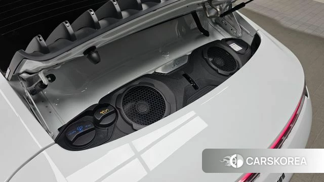 Porsche 911(992) id 4741396 из Кореи 16