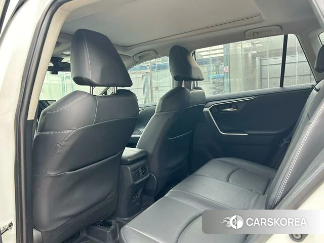 Toyota RAV4 2024 Белый из Китая, фото 6