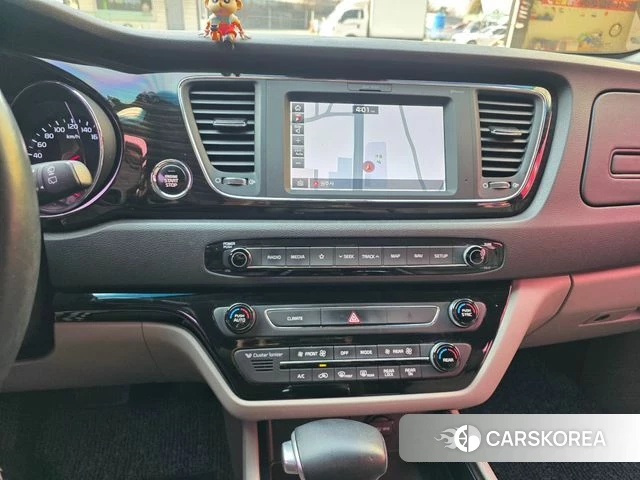 Kia The New Carnival id 3823912 из Кореи 16