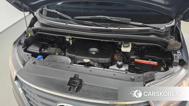 Hyundai The New Grand Starex id 5029364 из Кореи 16