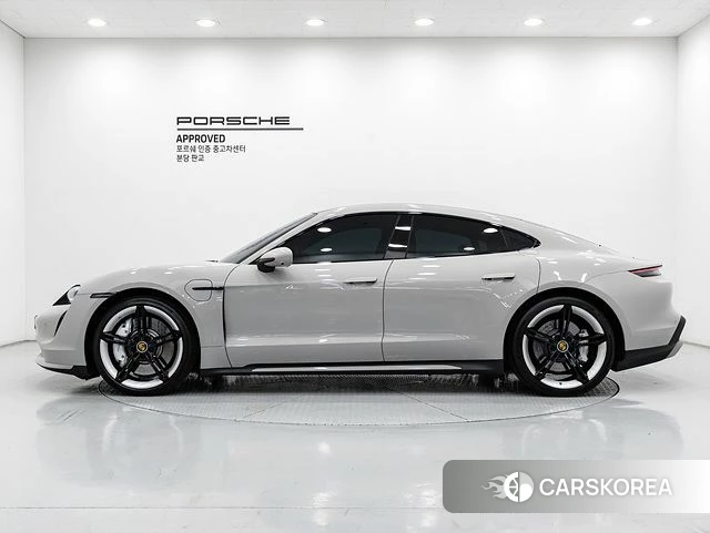 Porsche Taycan id 5026428 из Кореи 16