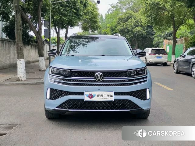 Volkswagen Tavendor 2023 Синий из Китая, фото 6