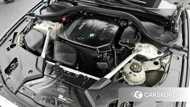 BMW 5 Series (G30) id 5014145 из Кореи 31