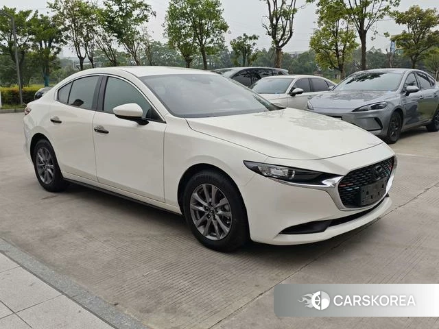 Mazda 3 2021 Белый из Китая, фото 6