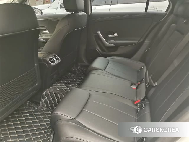 Mercedes-Benz A-Class 2022 Белый из Китая, фото 6