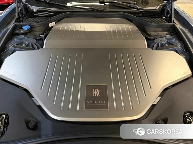 Rolls-Royce Spectre id 3769922 из Кореи 16