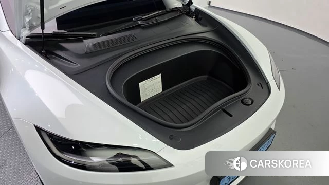 Tesla Model 3 id 4974621 из Кореи 32