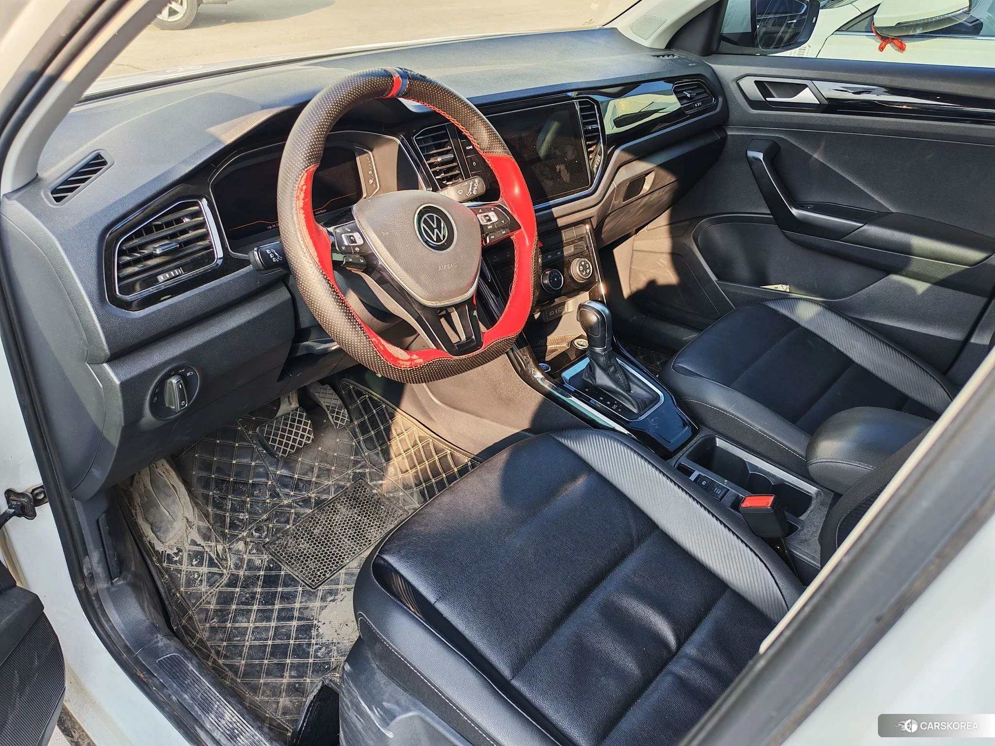 Volkswagen T-Roc 2021 Белый из Китая, фото 6