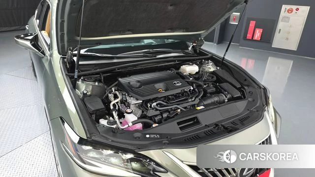 Lexus ES300h 7th generation id 4921782 из Кореи 30