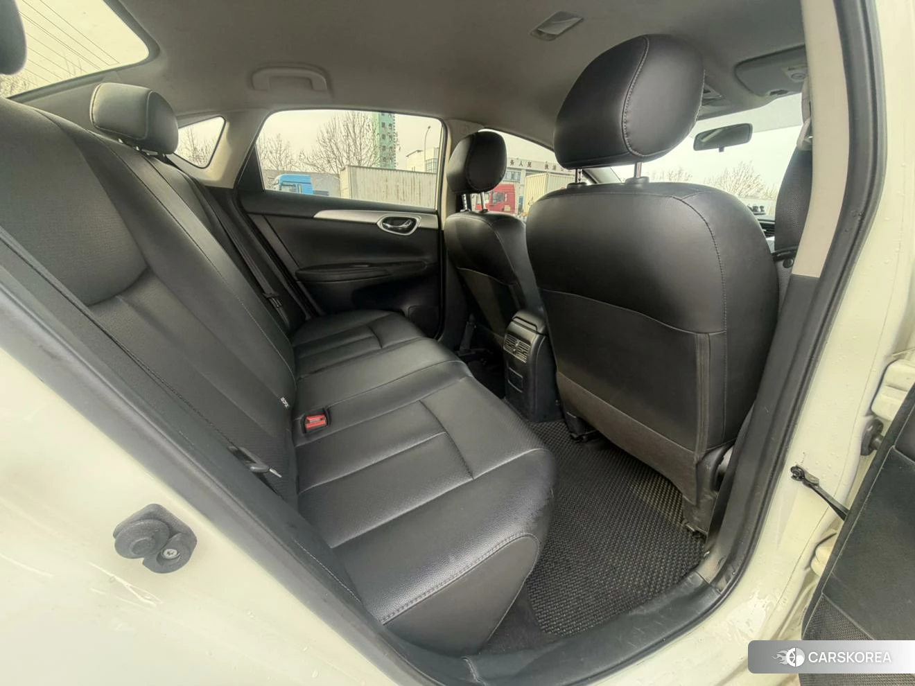 Nissan Sylphy 2020 Белый из Китая, фото 6