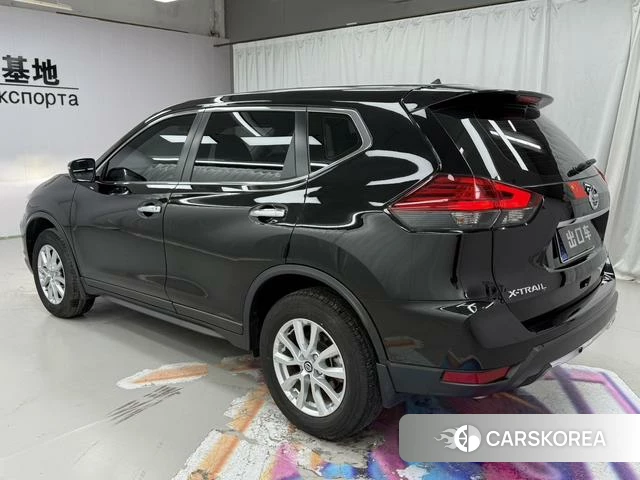 Nissan X-Trail 2023 Черный из Китая, фото 6