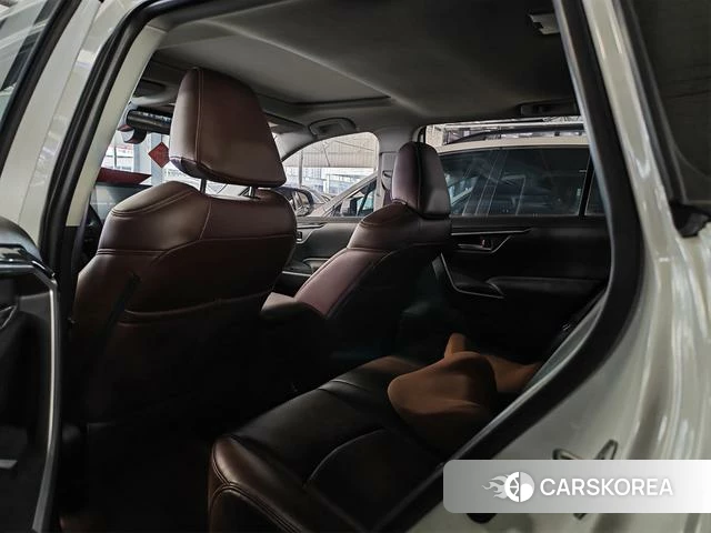 Toyota RAV4 2022 Белый из Китая, фото 6