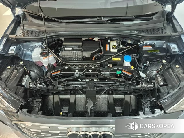 Audi Q4 e-Tron (F4) id 4979963 из Кореи 16
