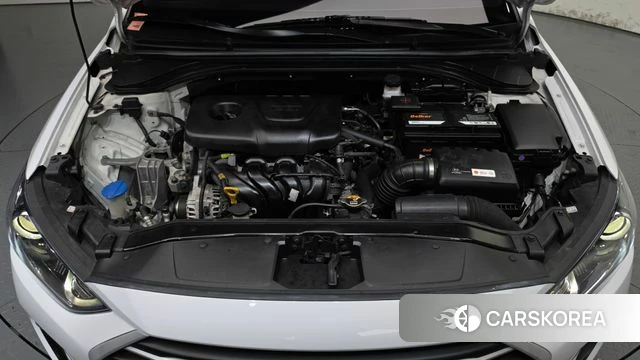 Hyundai Avante AD id 4978185 из Кореи 16