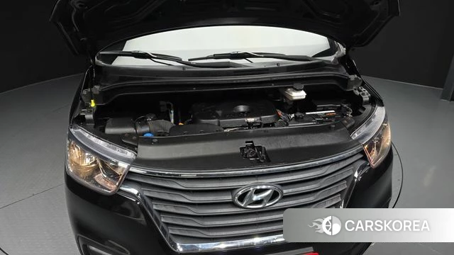 Hyundai The New Grand Starex id 4581647 из Кореи 26