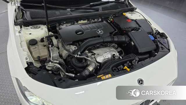 Mercedes-Benz A-Class W177 id 5017980 из Кореи 27