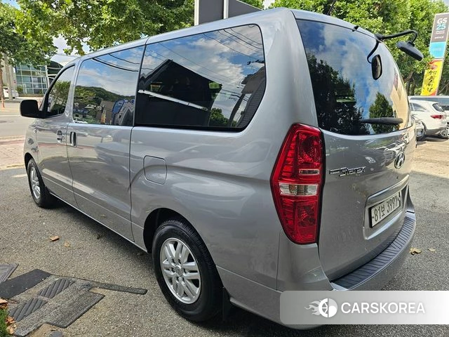 Hyundai The New Grand Starex id 4794066 из Кореи 16
