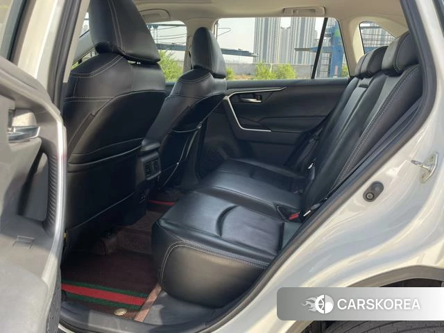 Toyota RAV4 2021 Белый из Китая, фото 6