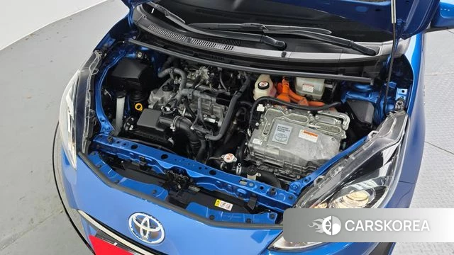 Toyota Prius C id 5013902 из Кореи 26
