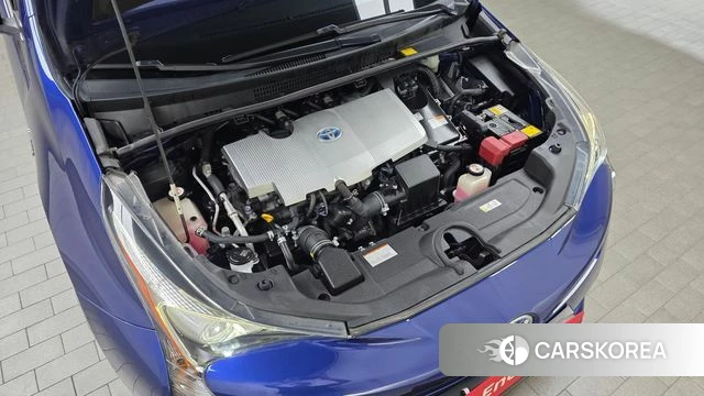 Toyota Prius 4th Generation id 4953223 из Кореи 16