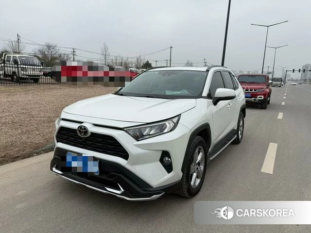 Toyota RAV4 2021 Белый из Китая, фото 6