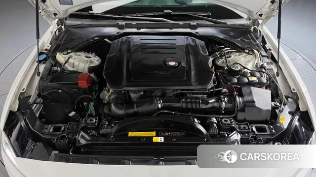 Jaguar XE id 4992603 из Кореи 36