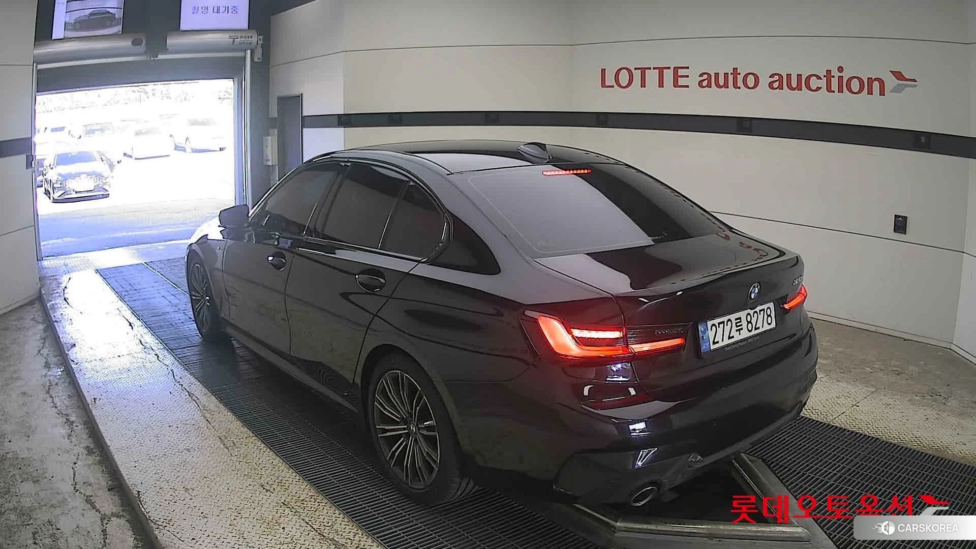 BMW  320i id 4989971 из Кореи 35