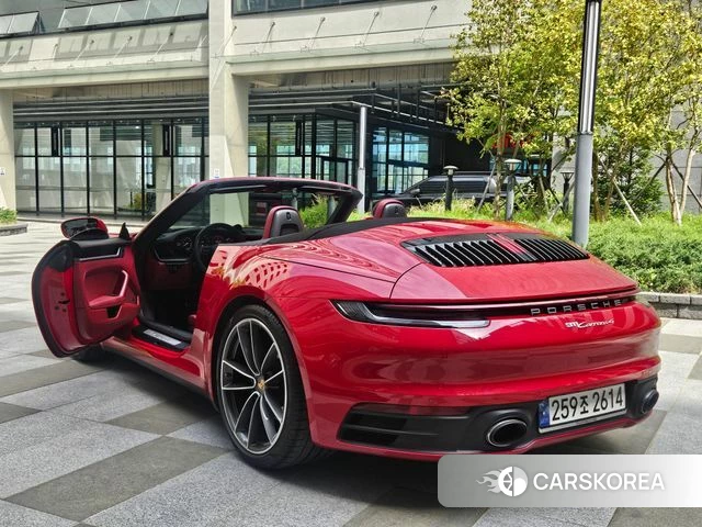 Porsche 911(992) id 4757942 из Кореи 16
