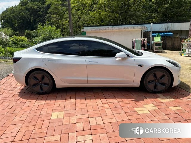 Tesla Model 3 2020 Белый из Кореи, фото 6