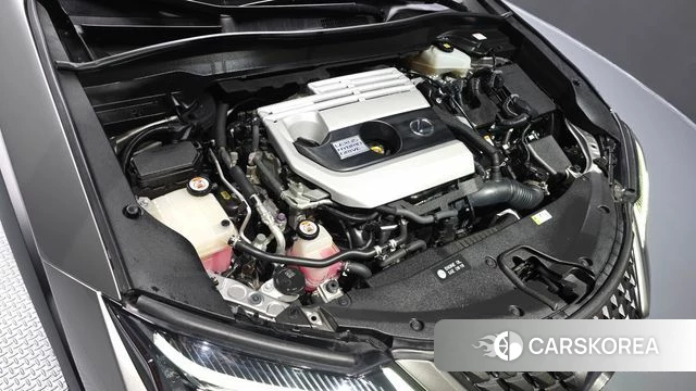 Lexus UX250h id 4952781 из Кореи 26