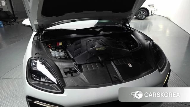 Porsche Cayenne (PO536) id 4992768 из Кореи 31
