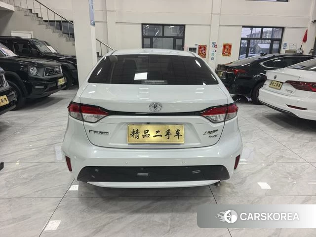Toyota Levin 2021 Белый из Китая, фото 6