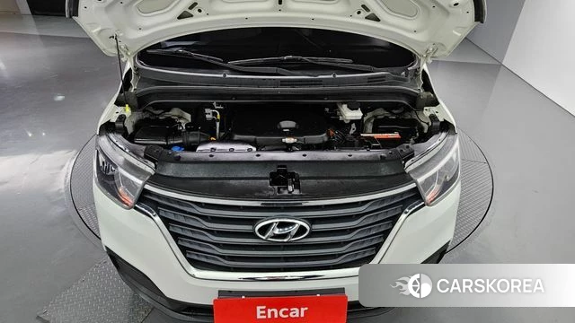Hyundai The New Grand Starex id 5041298 из Кореи 27