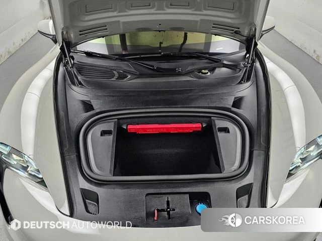 Porsche Taycan id 5028350 из Кореи 16