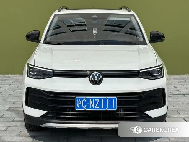 Volkswagen Tharu 2025 Белый из Китая, фото 6