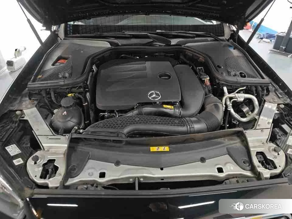 Mercedes-Benz E-Class 2021 Черный из Китая, фото 6