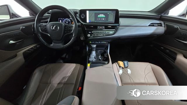 Lexus ES300h 7th generation id 5039569 из Кореи 28