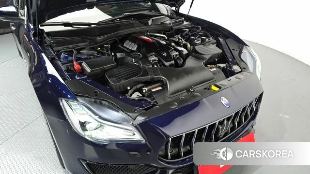 Maserati Quattroporte id 5048466 из Кореи 16
