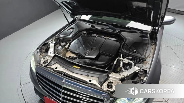 Mercedes-Benz E-Class W213 id 4931127 из Кореи 32