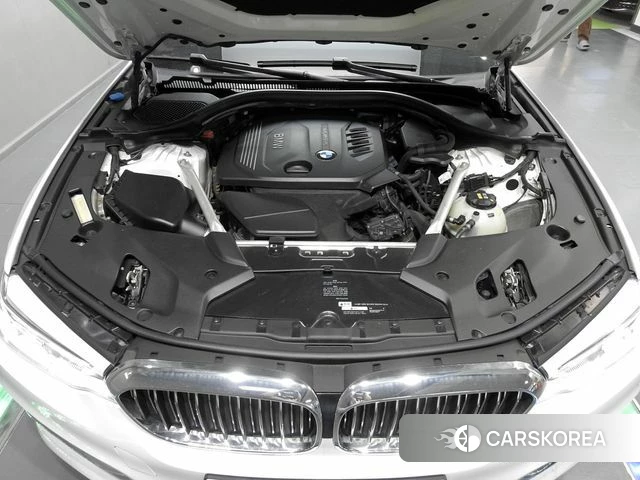 BMW 5 Series (G30) id 5029475 из Кореи 16