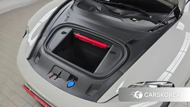 Porsche Taycan id 4965570 из Кореи 31