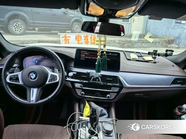 BMW 5 series 2021 Белый из Китая, фото 5