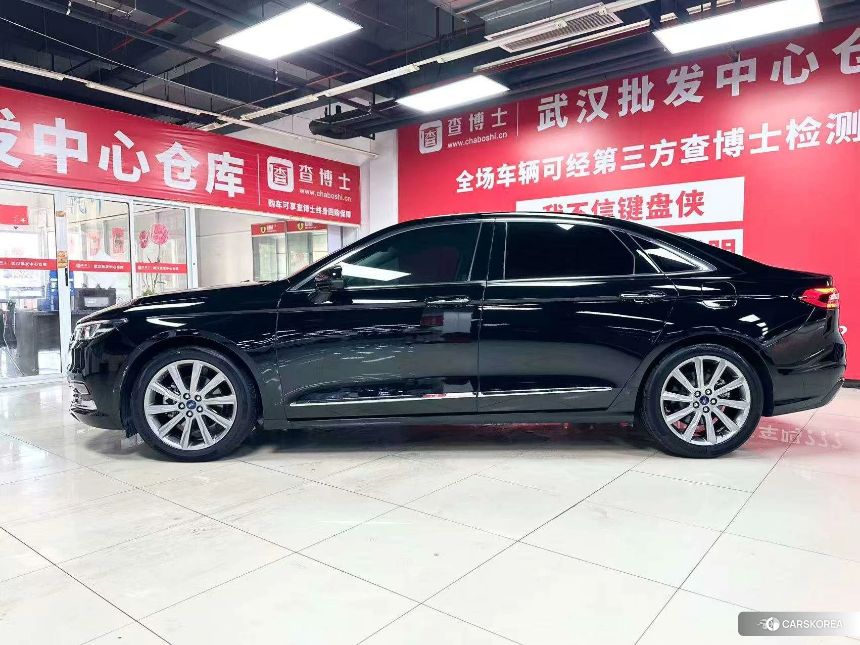 Ford Taurus 2019 Черный из Китая, фото 6