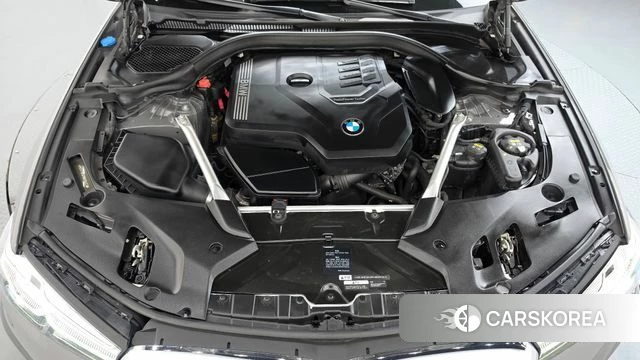 BMW 5 Series (G30) id 5023198 из Кореи 29